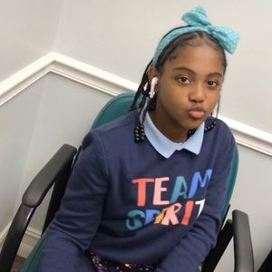 Meet your Posher, Sarai